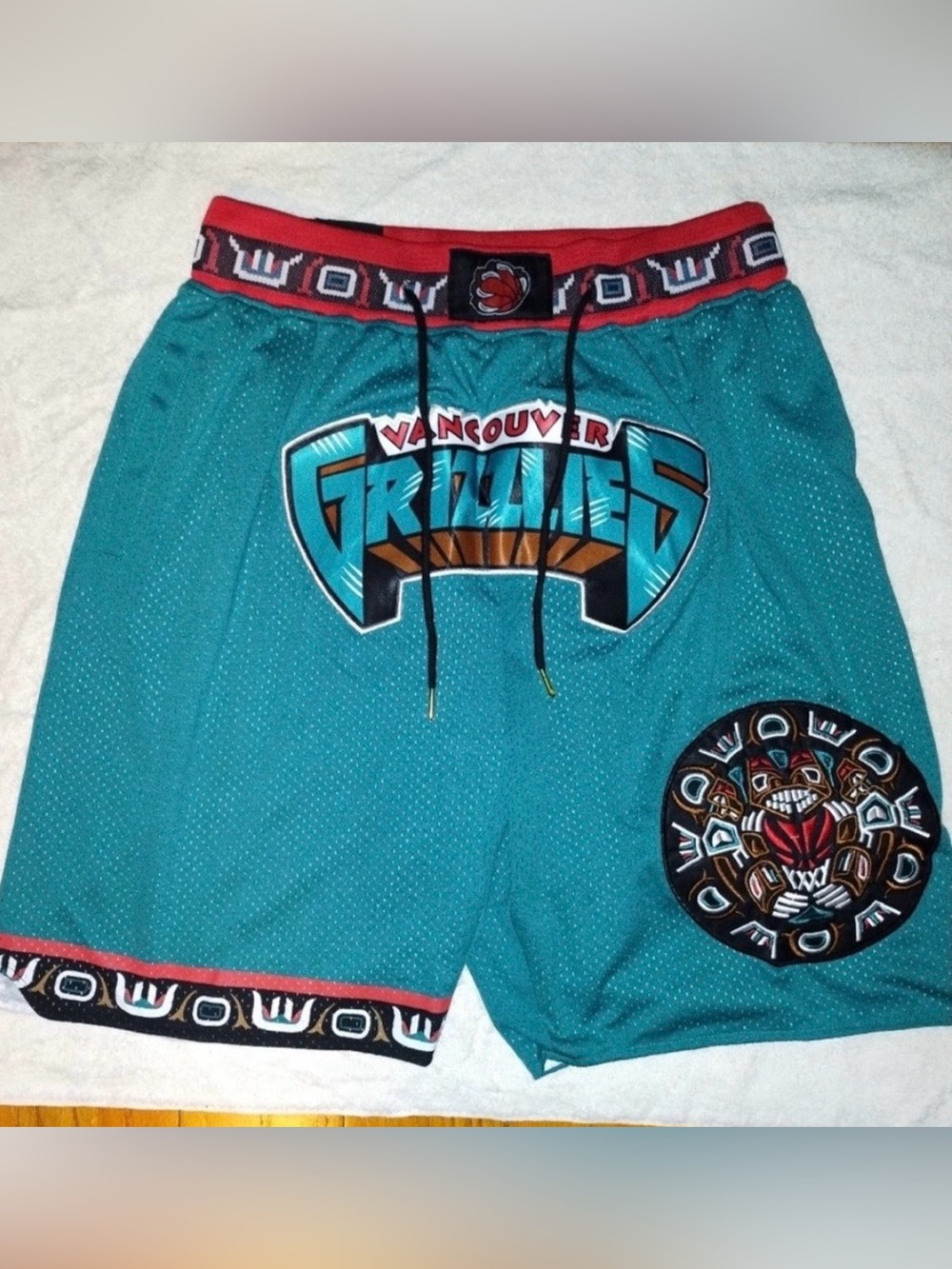 Vancouver Grizzlies Teal Throwback 1995-1996 NBA Season Retro Basketball Shorts